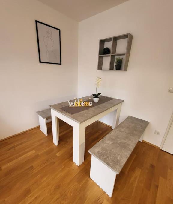 Top Sky Wien Eksteriør bilde